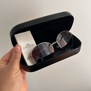 Coach Lia Round Sunglasses
